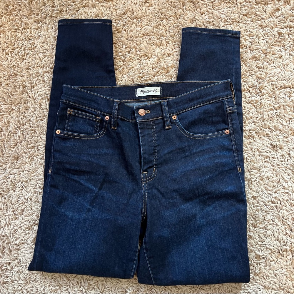 Madewell 9 inch High Rise Skinny Jean- Dark Indigo Wash- Size 29 EUC